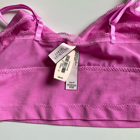 Victoria’s Secret lace sports bra lined and adjustable brand new - Picture 8 of 9